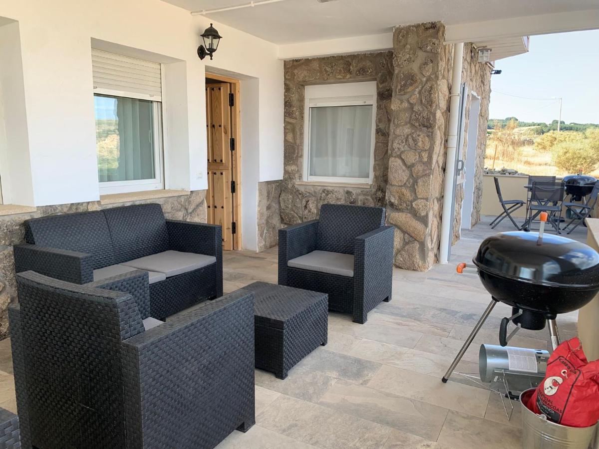 נאבארדונדה דה גרדוס Villa De Gredos מראה חיצוני תמונה