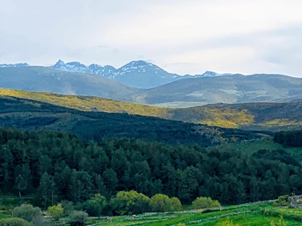 נאבארדונדה דה גרדוס Villa De Gredos מראה חיצוני תמונה