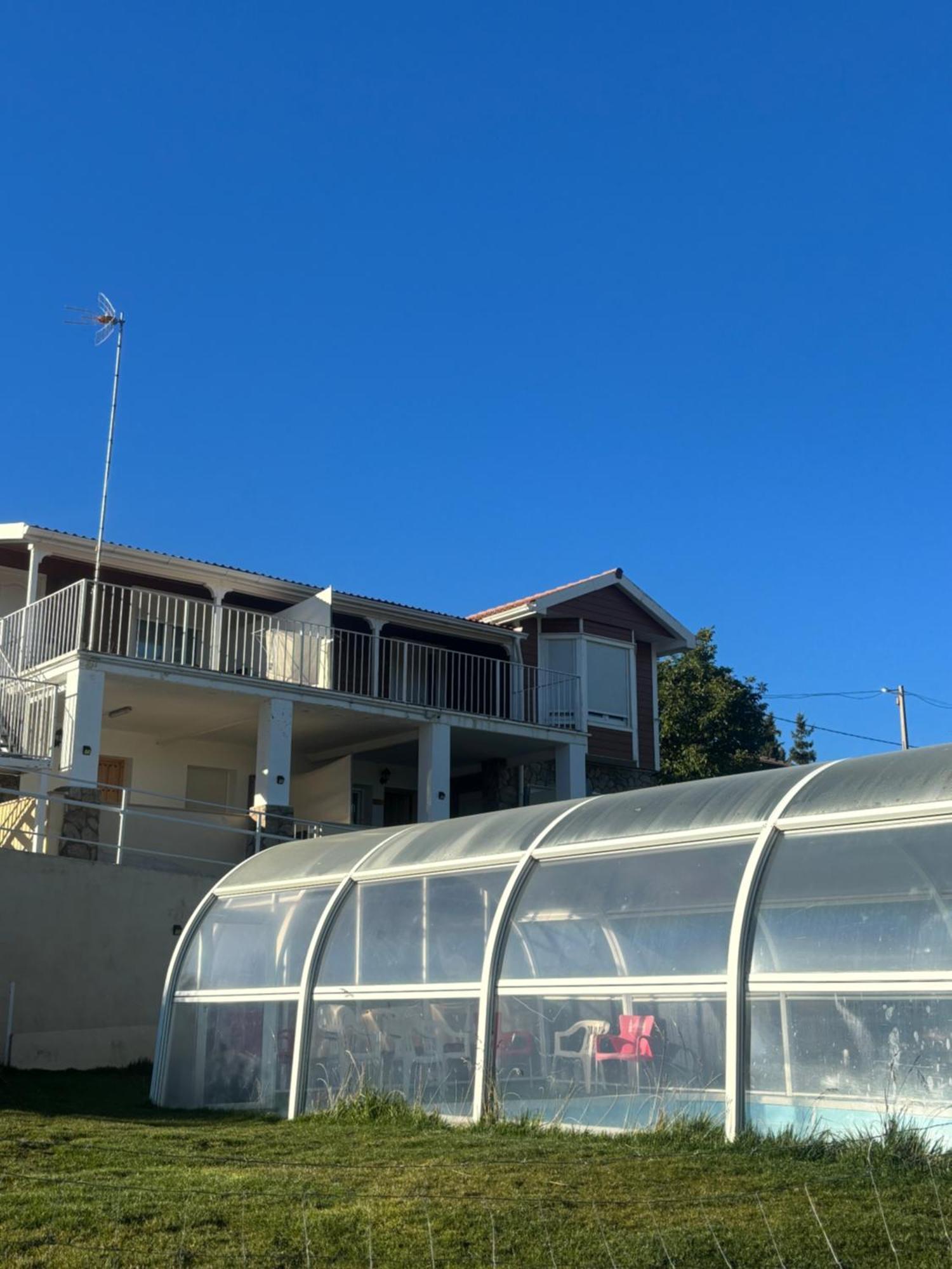 נאבארדונדה דה גרדוס Villa De Gredos מראה חיצוני תמונה
